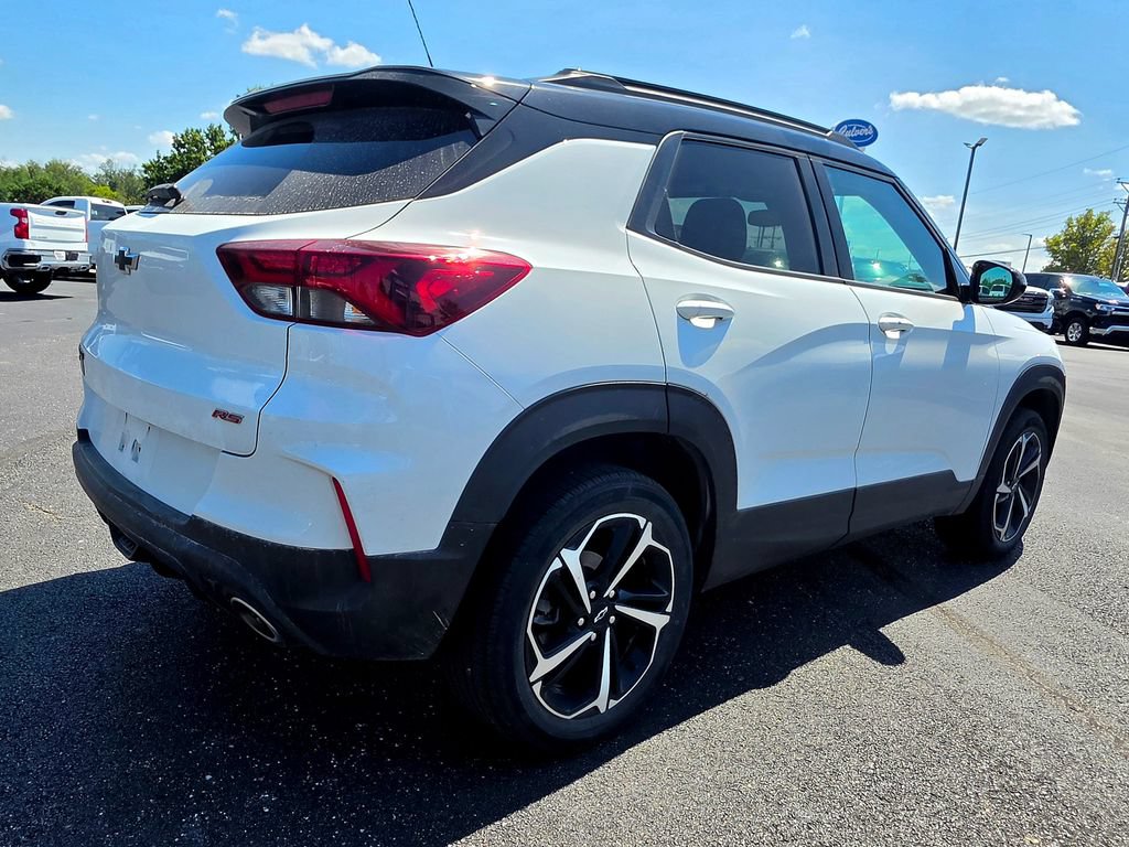 Used 2023 Chevrolet TrailBlazer RS w/ Convenience Package AWD/4WD image 8