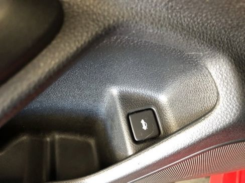 Used 2016 Honda Civic Touring image 37