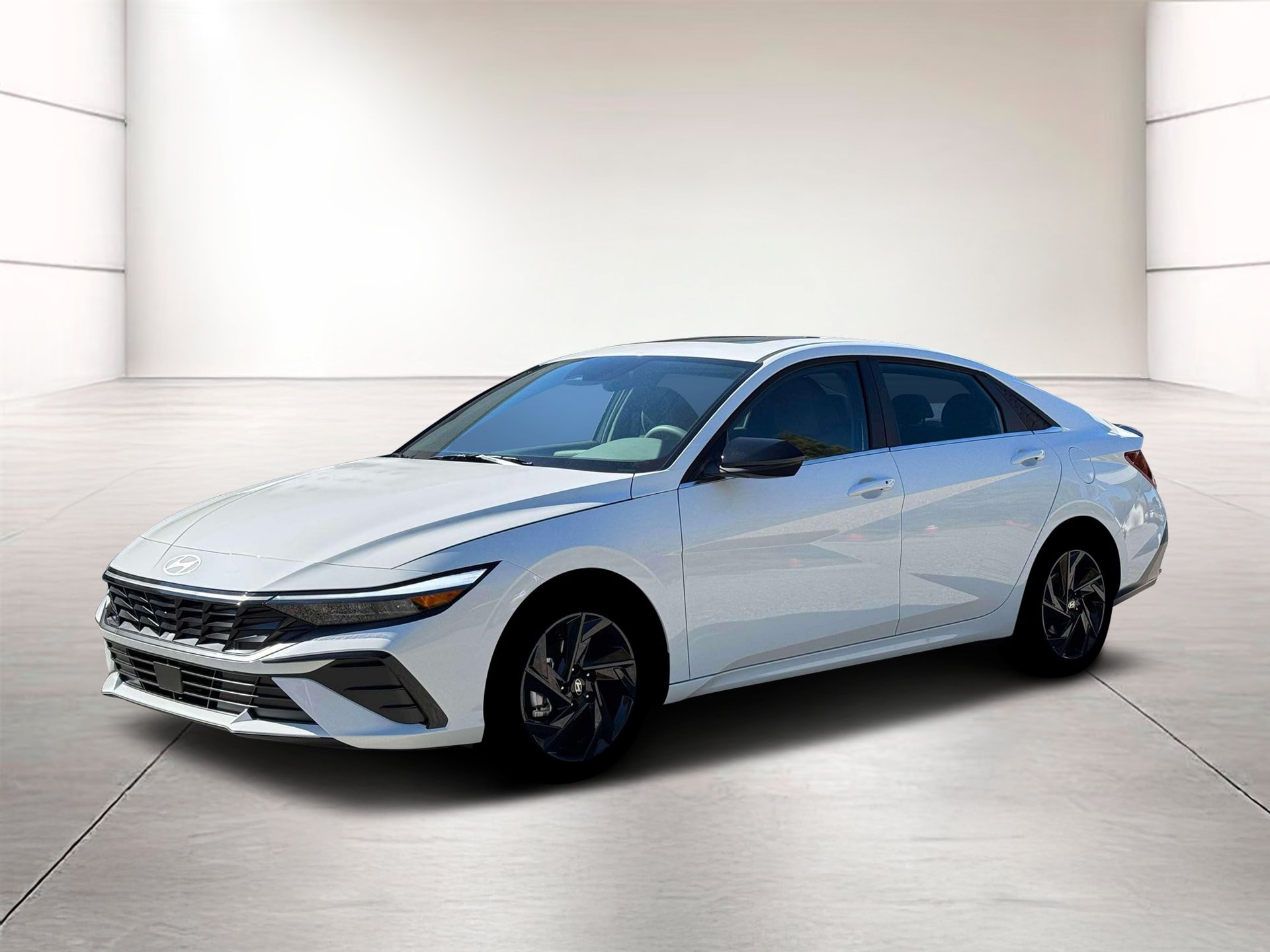 New 2026 Hyundai Elantra SEL Sport FWD image 2