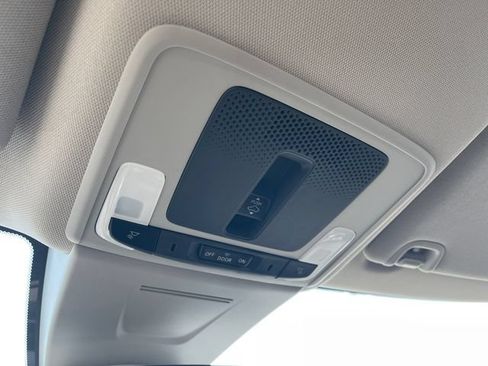 Used 2024 Honda Civic EX-L image 25