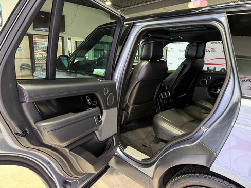 Used 2019 Land Rover Range Rover HSE image 38