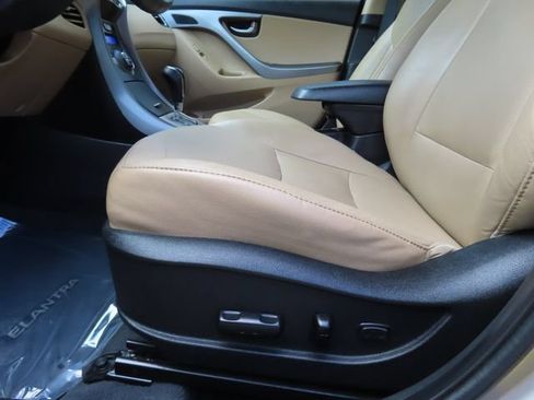 Used 2013 Hyundai Elantra Limited w/ Technology Pkg FWD image 15