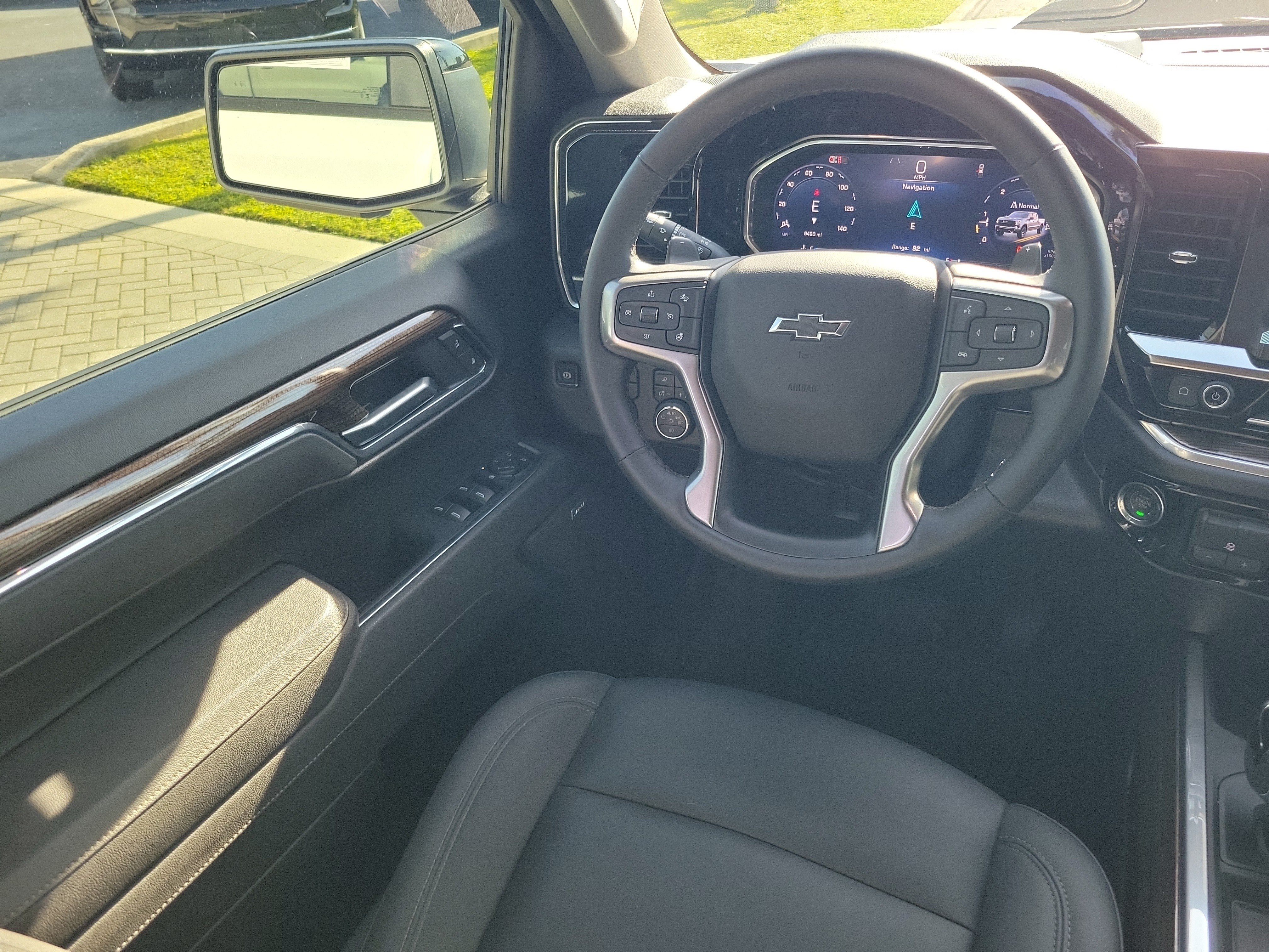 Used 2026 Chevrolet Silverado 1500 LT Trail Boss w/ LT Trail Boss Premium Package AWD/4WD image 14
