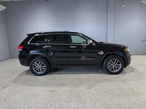 Used 2021 Jeep Grand Cherokee Limited w/ Premium Lighting Group image 3