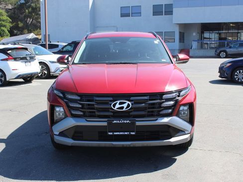 Used 2025 Hyundai Tucson SEL FWD image 4