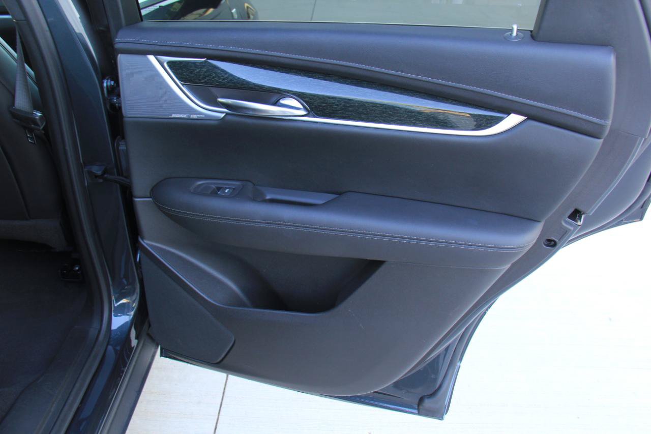 Used 2021 Cadillac XT5 Premium Luxury AWD/4WD image 28