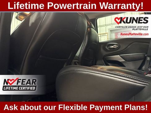 Used 2021 Jeep Cherokee Latitude Lux image 17