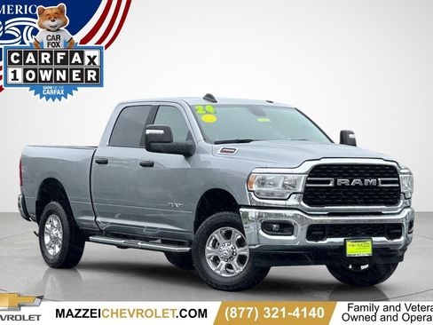 Used 2024 RAM 2500 Big Horn AWD/4WD image 1