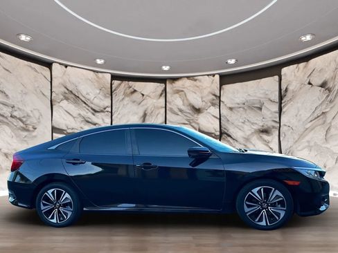 Used 2018 Honda Civic EX-T image 6