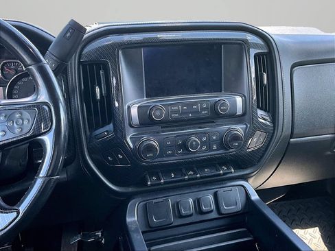 Used 2015 GMC Sierra 1500 SLE w/ SLE Value Package AWD/4WD image 6