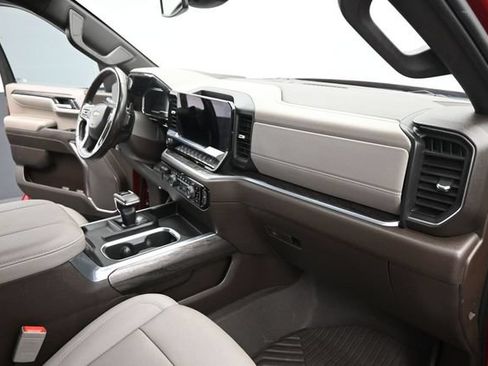 Used 2023 Chevrolet Silverado 1500 LTZ AWD/4WD image 24