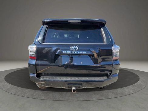Used 2021 Toyota 4Runner SR5 AWD/4WD image 6