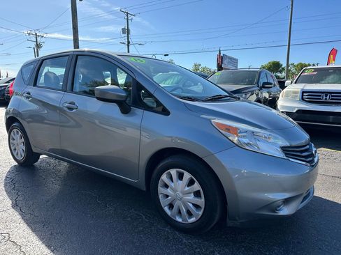Used 2015 Nissan Versa Note SV image 4