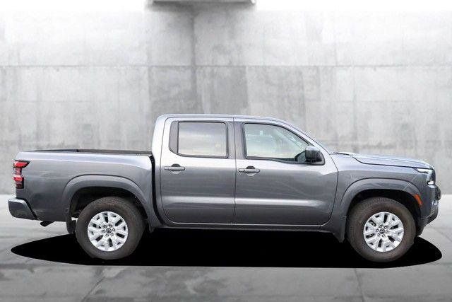 Used 2022 Nissan Frontier SV w/ SV Premium Package AWD/4WD image 5