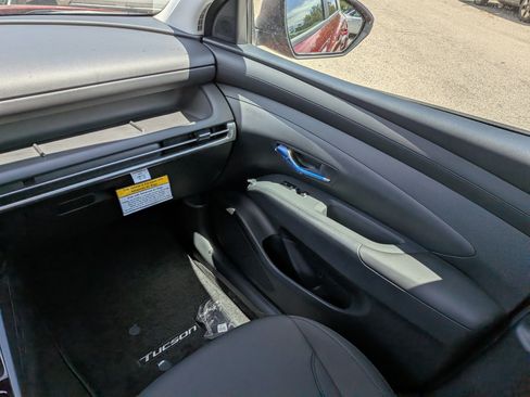 New 2026 Hyundai Tucson SEL FWD image 17