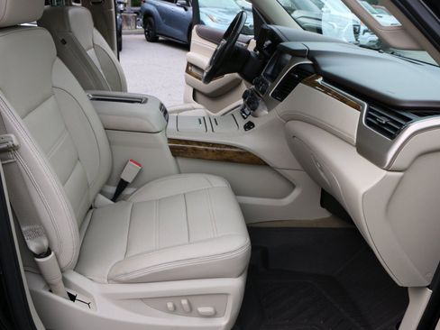 Used 2017 GMC Yukon Denali w/ Open Road Package RWD image 31
