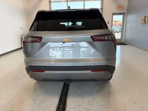 New 2027 Chevrolet Equinox LT AWD/4WD image 11