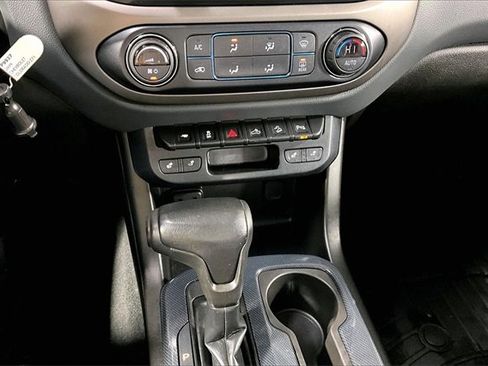 Used 2019 Chevrolet Colorado Z71 image 15