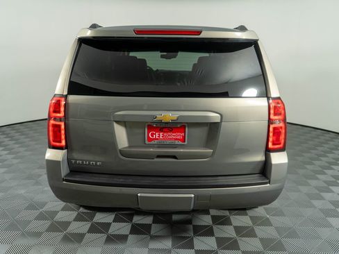 Used 2017 Chevrolet Tahoe LT w/ LT Signature Package AWD/4WD image 5