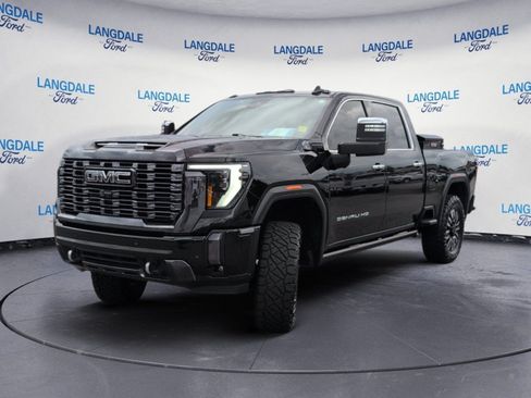 Used 2024 GMC Sierra 2500 Denali Ultimate AWD/4WD image 11