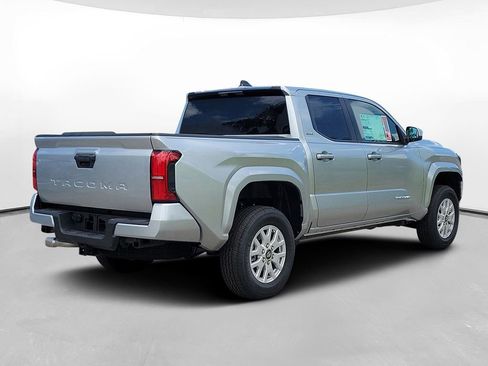 New 2026 Toyota Tacoma SR5 RWD image 4