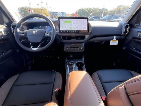 New 2025 Ford Bronco Sport Outer Banks w/ Outer Banks Tech Package+ image 5