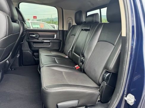 Used 2015 RAM 2500 Laramie w/ Convenience Group AWD/4WD image 11