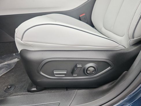 New 2025 Jeep Wagoneer S Limited w/ Comfort Package image 14