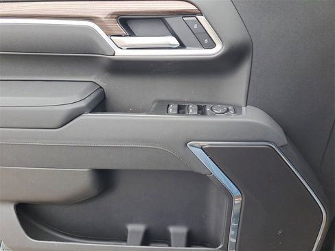 New 2026 Chevrolet Silverado 1500 LT image 17