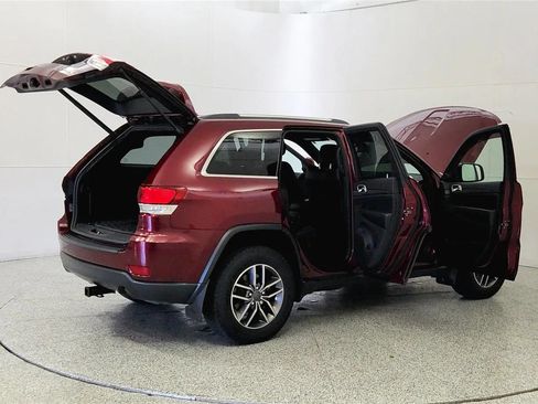 Used 2020 Jeep Grand Cherokee Laredo w/ Quick Order Package 2BN North AWD/4WD image 12
