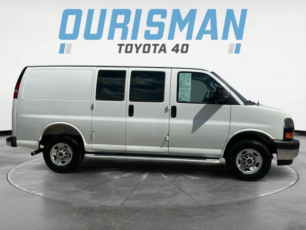 Used 2025 GMC Savana 2500 w/ Driver Convenience Package RWD image 8