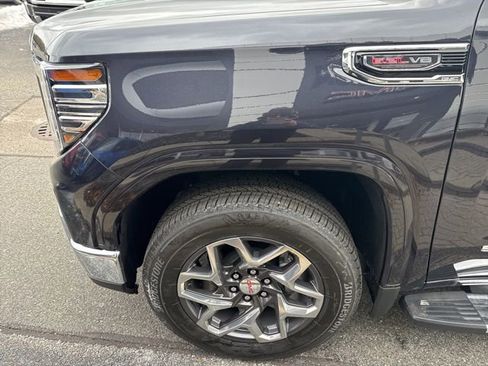 New 2026 GMC Sierra 1500 SLT w/ SLT Premium Package image 4