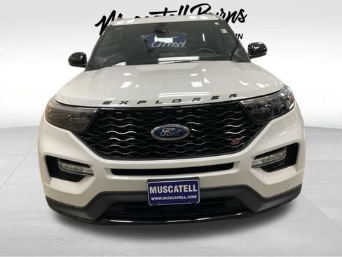 Used 2023 Ford Explorer ST w/ Equipment Group 401A AWD/4WD image 2