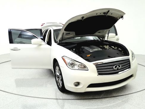 Used 2012 INFINITI M37 x w/ Deluxe Touring Pkg AWD/4WD image 9
