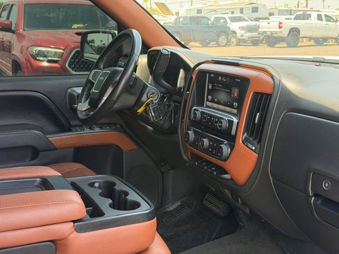 Used 2015 GMC Sierra 1500 SLE w/ SLE Value Package RWD image 31