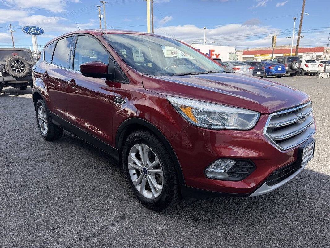 Used 2017 Ford Escape SE AWD/4WD image 7