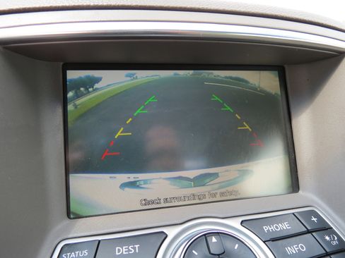 Used 2010 INFINITI G37 x w/ Premium Pkg image 21