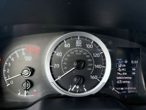 Used 2022 Toyota Corolla LE image 18