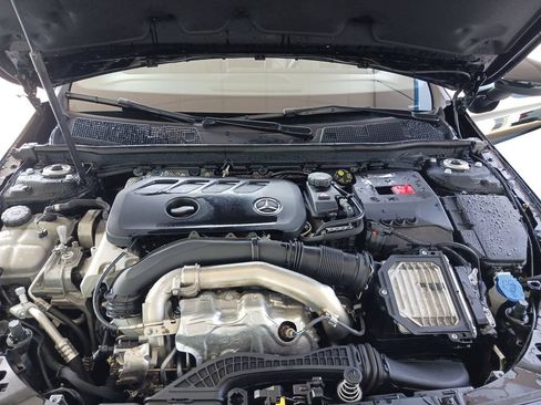 Used 2025 Mercedes-Benz CLA 250 image 14