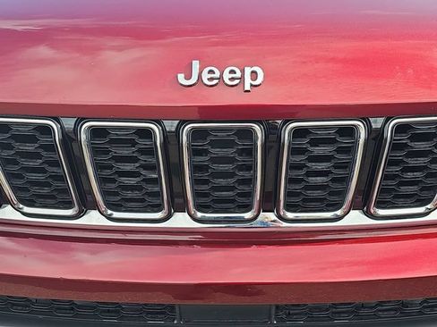 Used 2022 Jeep Grand Cherokee L Limited AWD/4WD image 34