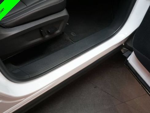 Certified 2025 Nissan Murano SV AWD/4WD image 61