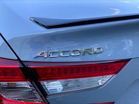 Used 2022 Honda Accord Sport image 32