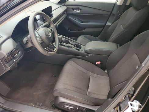 Certified 2025 Honda Accord SE image 18