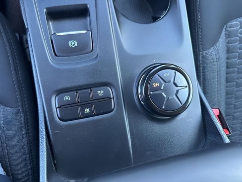 Used 2025 Ford Ranger XLT w/ Equipment Group 301A High AWD/4WD image 15