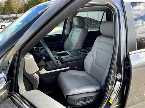 Used 2024 Toyota Sequoia SR5 image 10