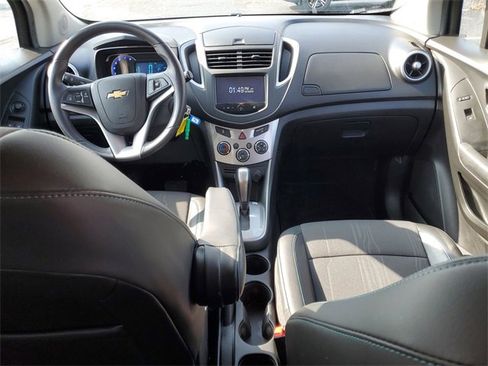 Certified 2016 Chevrolet Trax LT w/ LT Convenience Package image 18