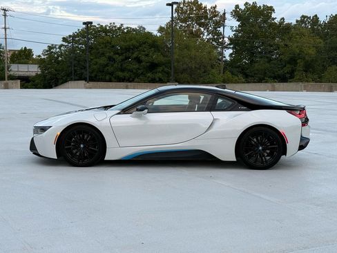 Used 2019 BMW i8 Coupe AWD/4WD image 8