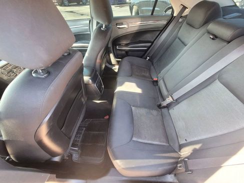 Used 2019 Chrysler 300 Touring w/ Sport Appearance Package RWD image 3