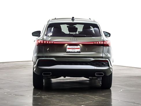 New 2025 Audi Q5 Premium Plus image 3