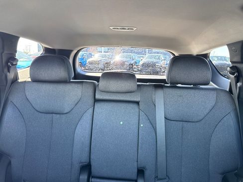 Used 2023 Hyundai Santa Fe SEL image 24